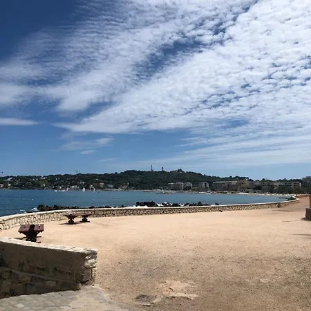 Centre, Lumineux T3 6 Pers Terrasse Wifi Pkg Clim