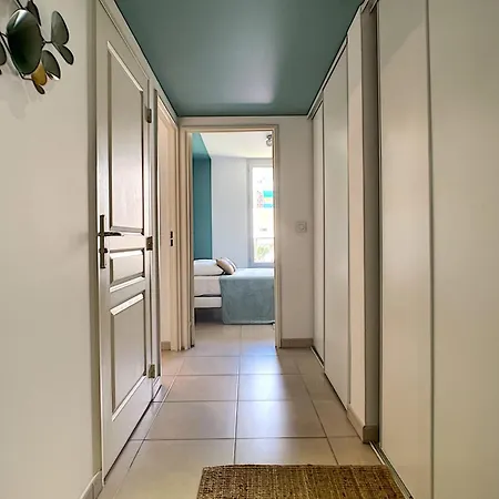 Centre, Lumineux T3 6 Pers Terrasse Wifi Pkg Clim Apartment *